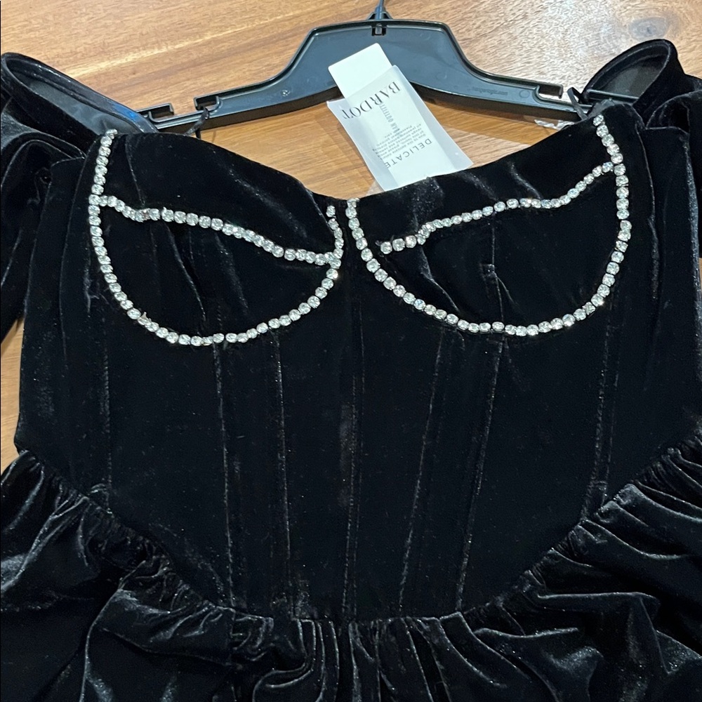 Bardot Black Velvet  Dress with crystal Details - Picture 4 of 11